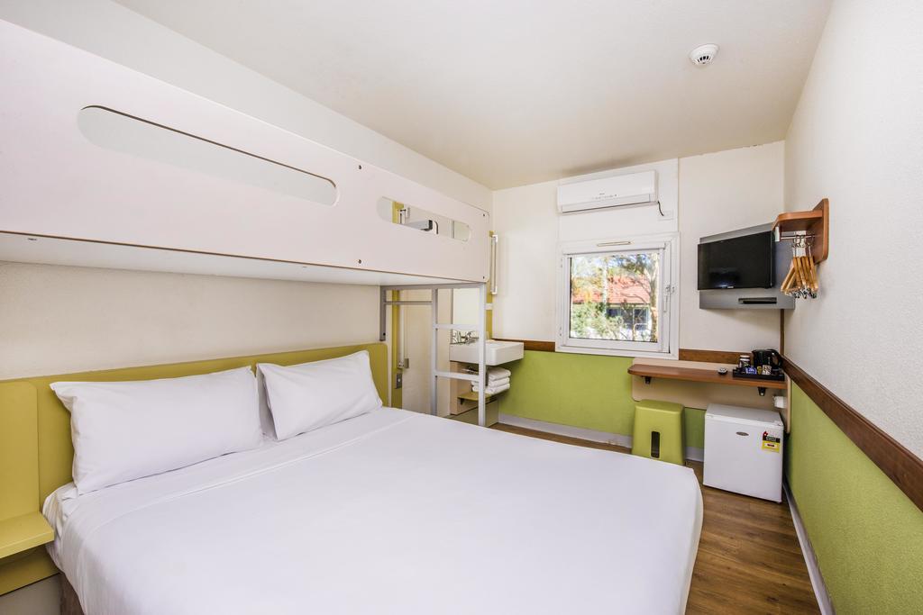 Ibis Budget - 3* Newcastle
